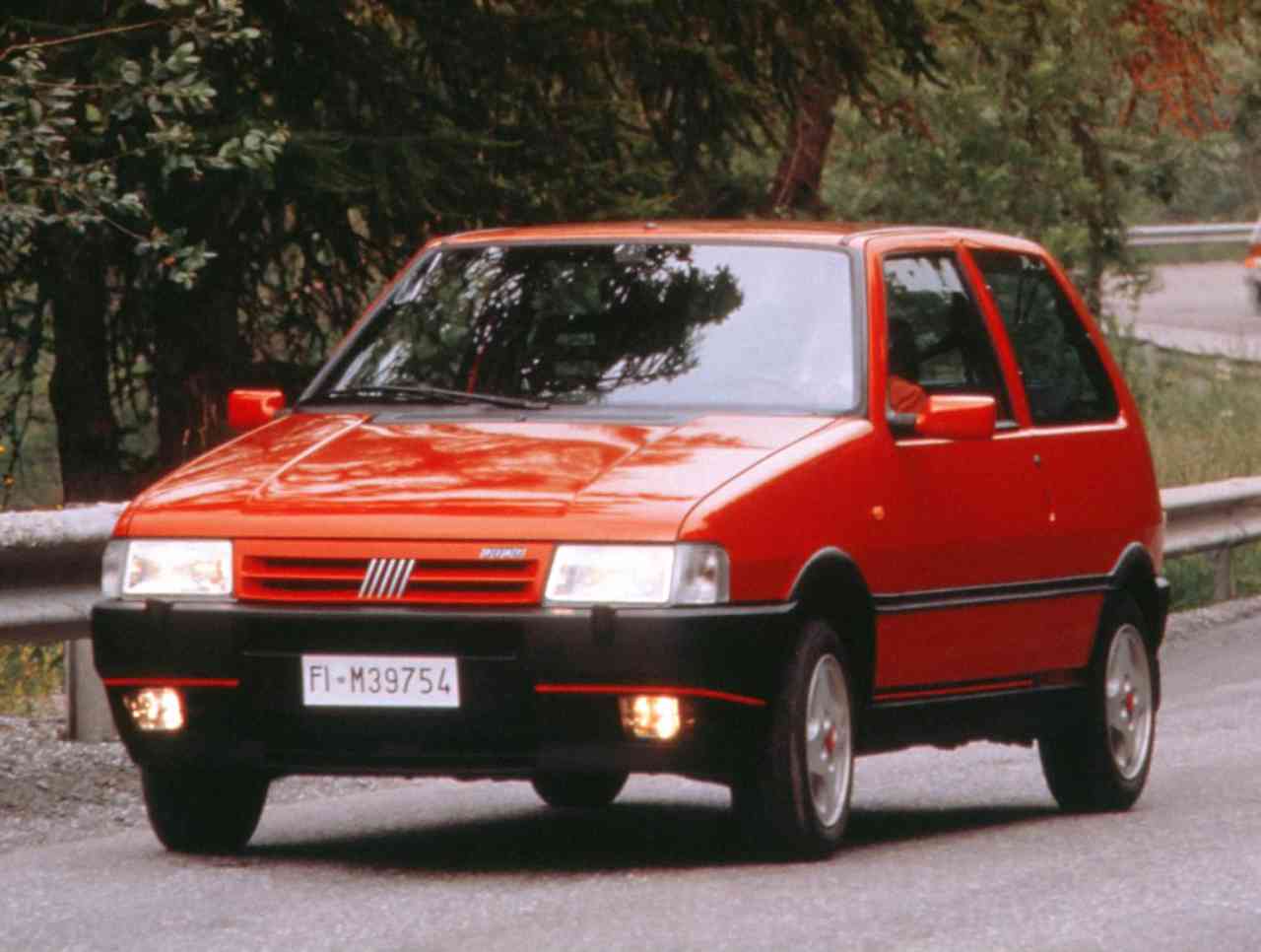 Fiat Uno ed Alfa Romeo 33: in Argentina in vendita auto d'epoca italiane - Foto