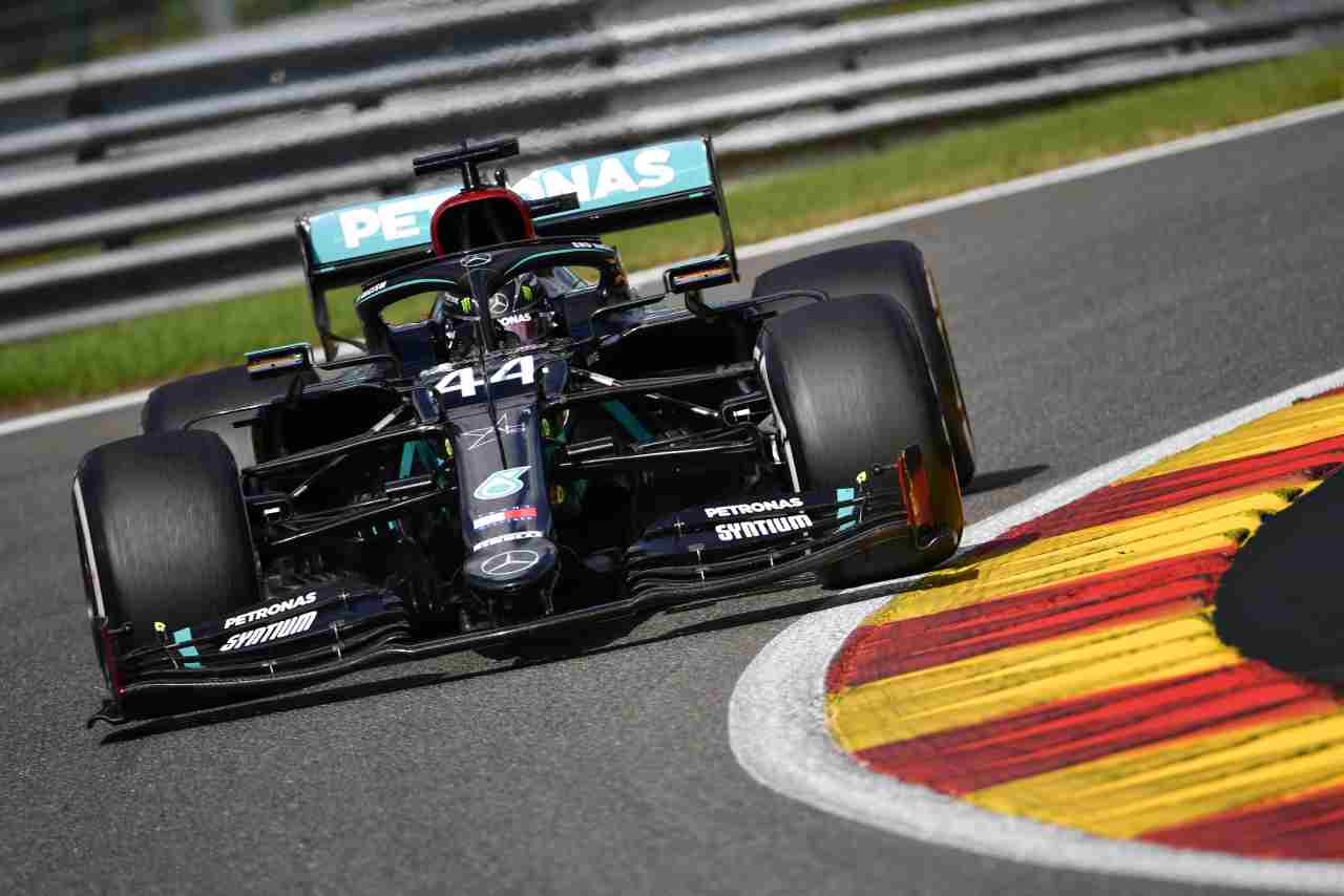 F1, Hamilton vuole cambiare le regole: "Così non ci divertiamo"