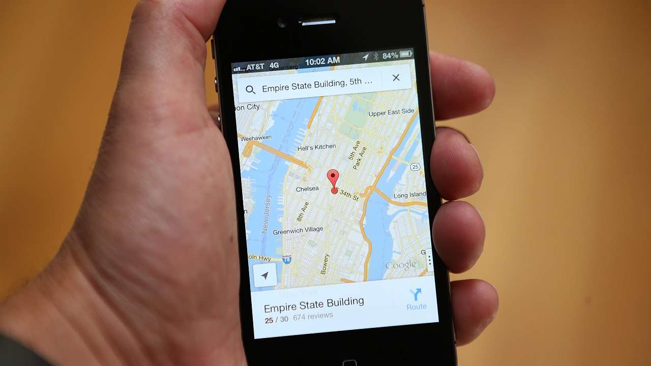Google Maps si aggiorna per Apple CarPlay: le nuove funzioni per la navigazione