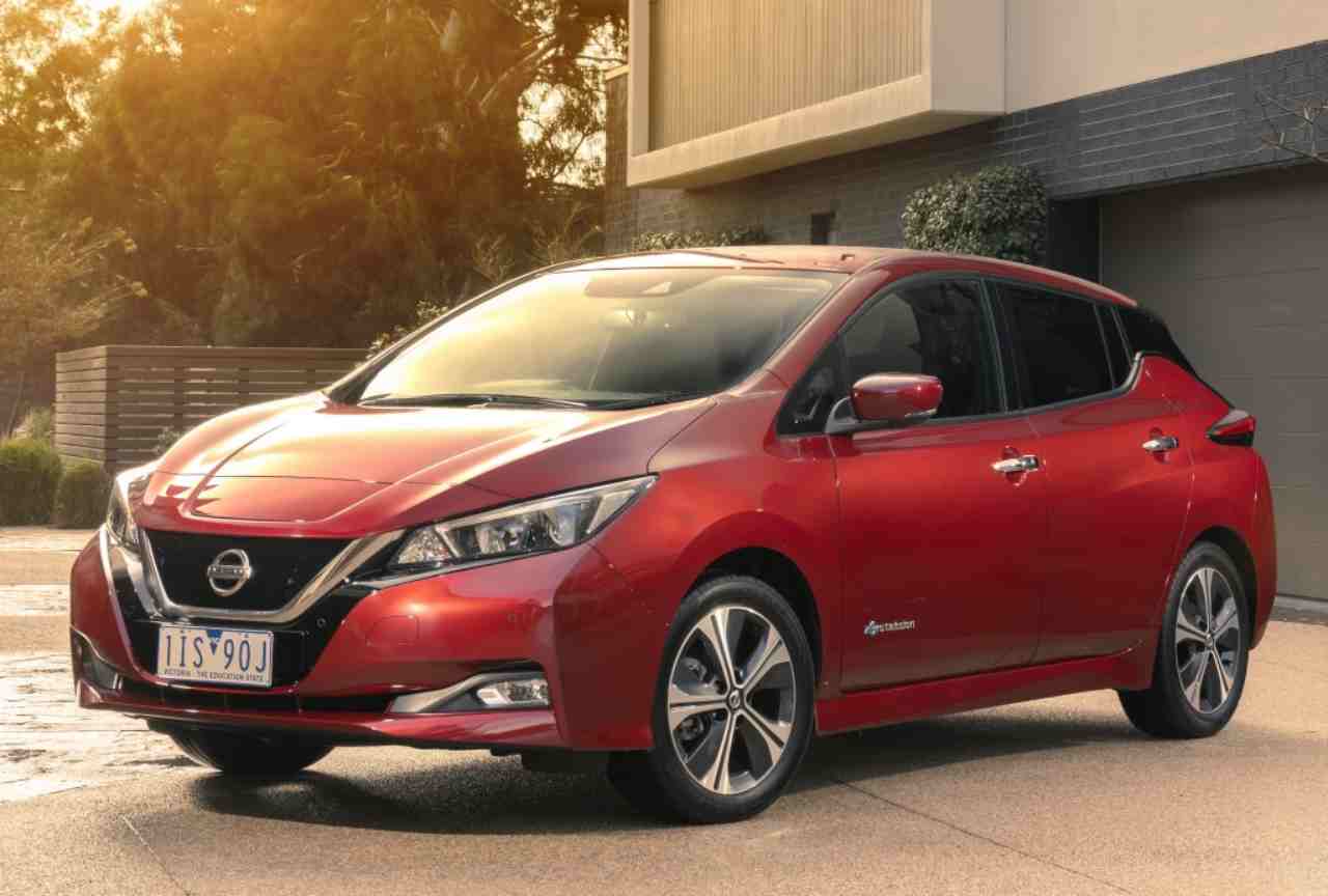 Nissan LEAF, drive in per la finale di Champions League: l'iniziativa