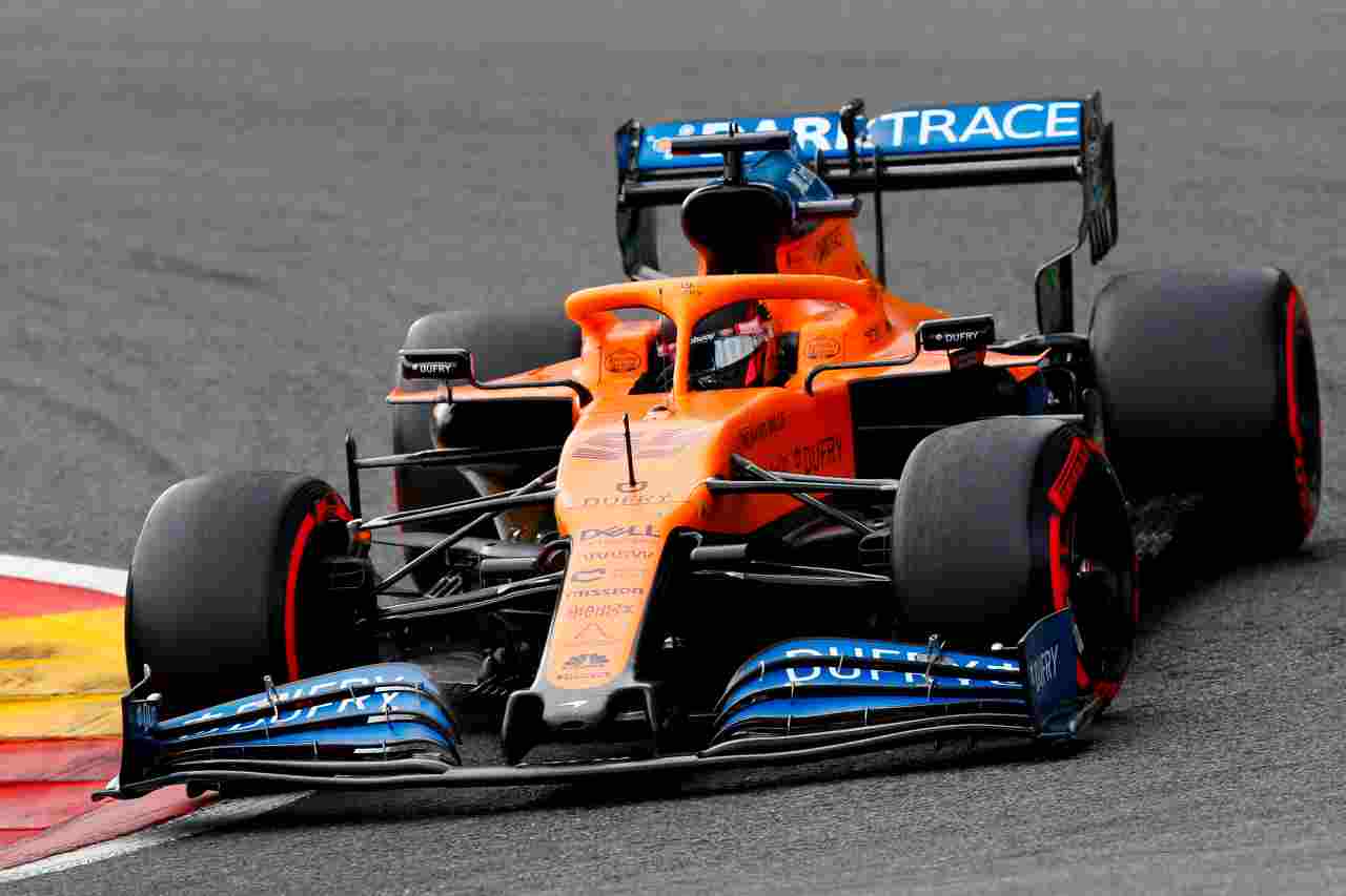 F1 GP Belgio, Sainz non parte: il tweet della McLaren sul guasto