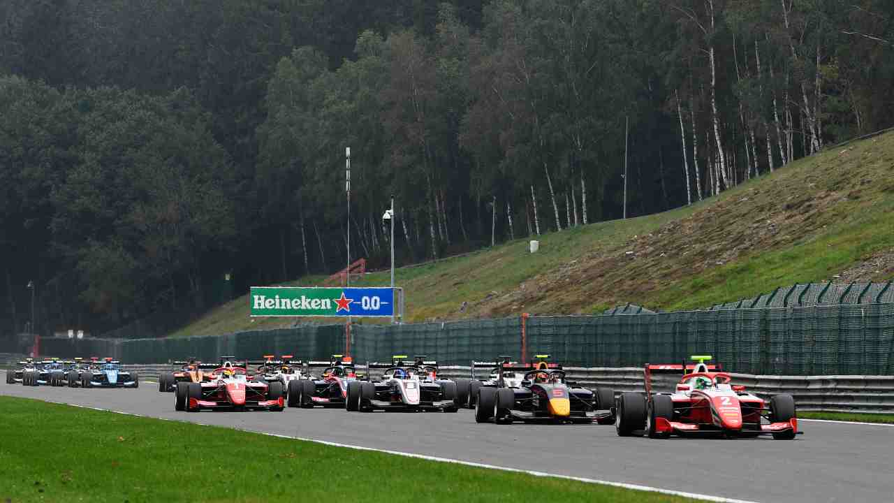 GP Monza F3: Vesti trionfa in Gara 1. Super rimonta di Piastri