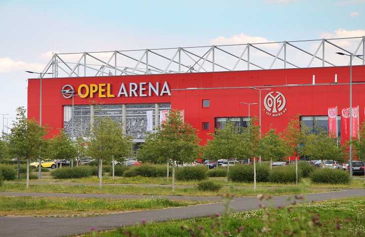 Opel Arena