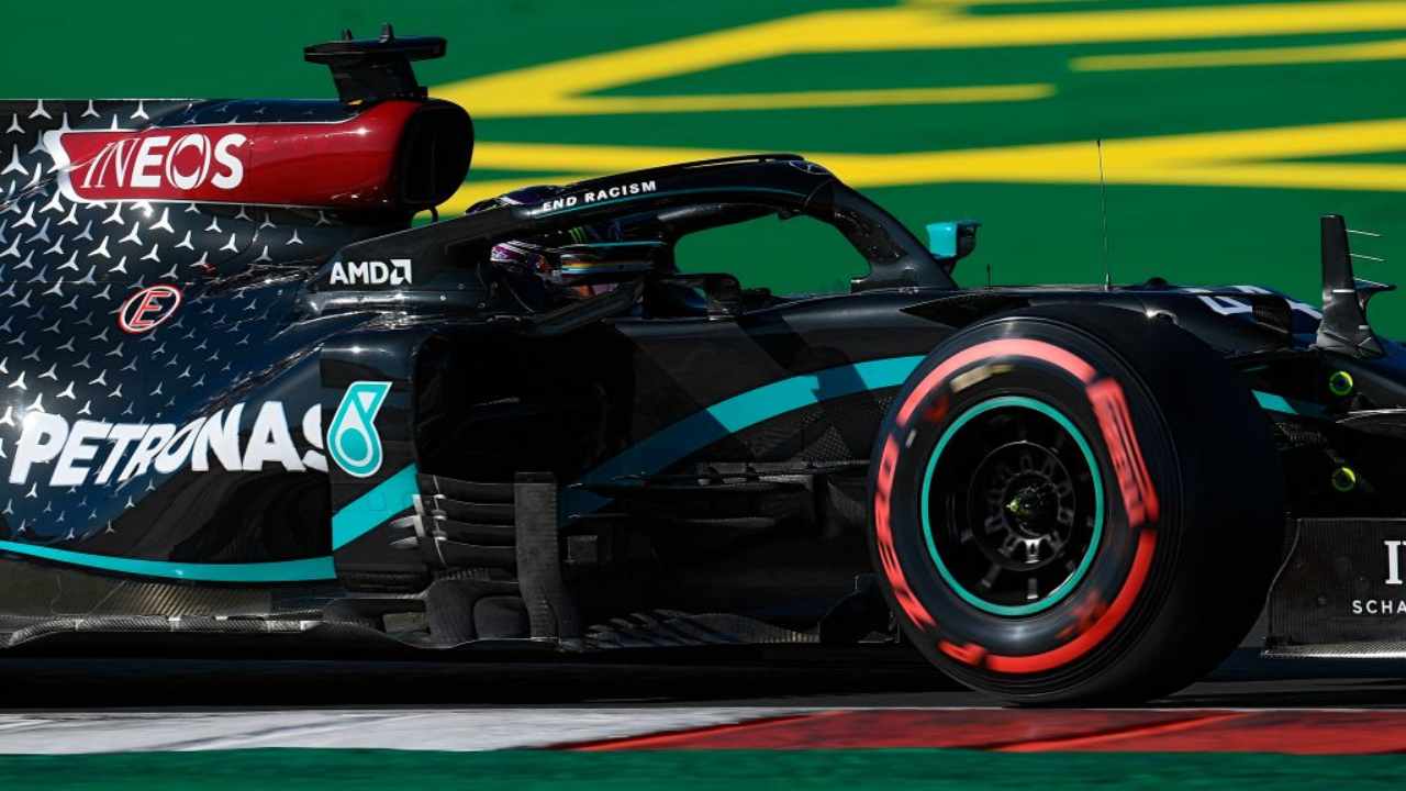 F1 GP Portogallo, Hamilton festeggia 97 pole: numeri e curiosità