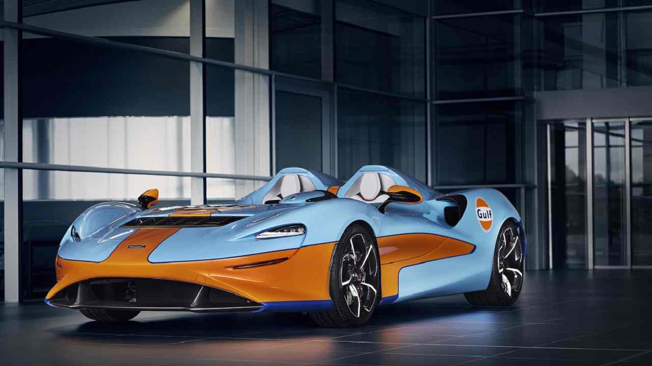 McLaren Elva Gulf Theme