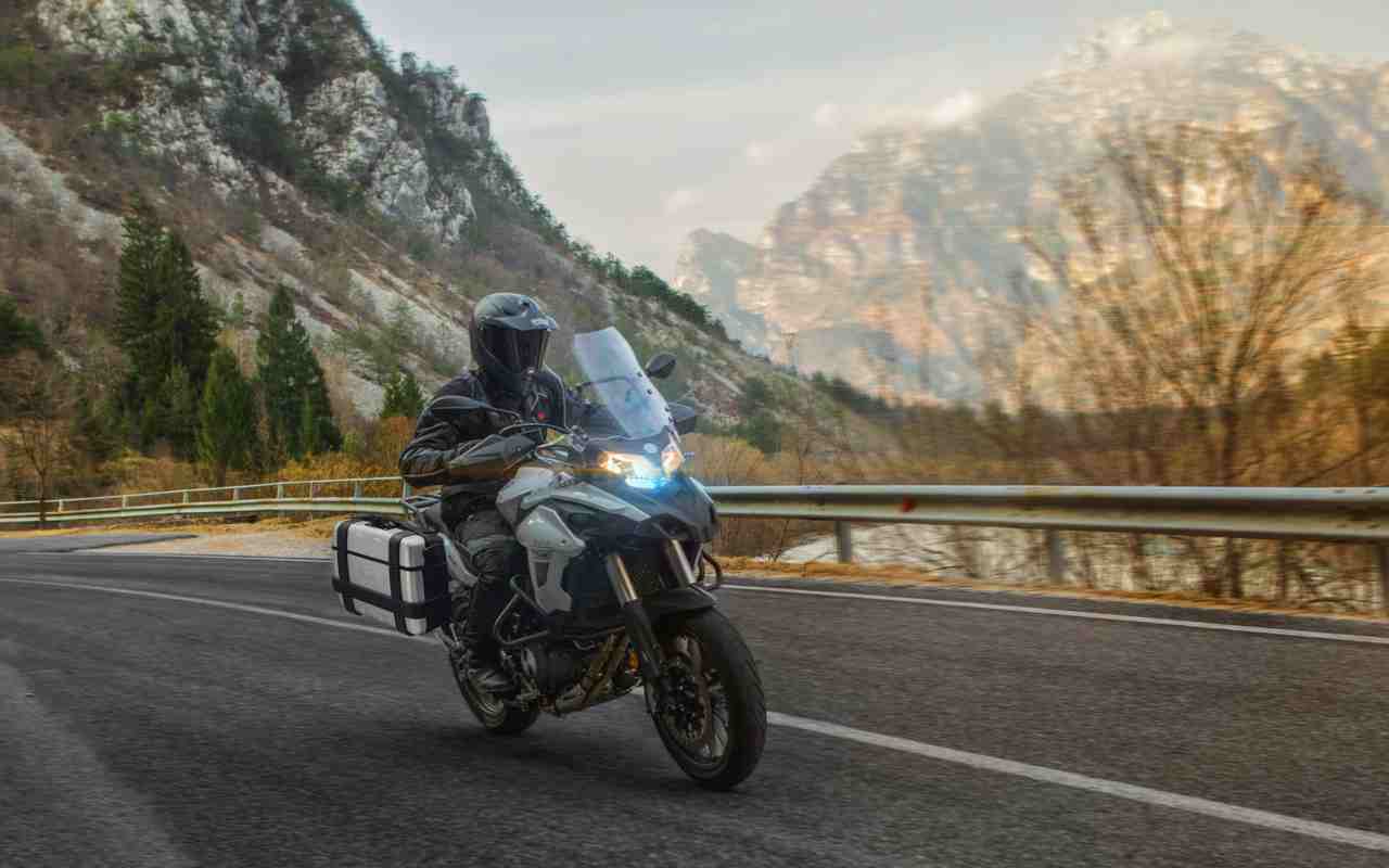 Benelli TRK502, i segreti della moto più venduta in Italia a settembre