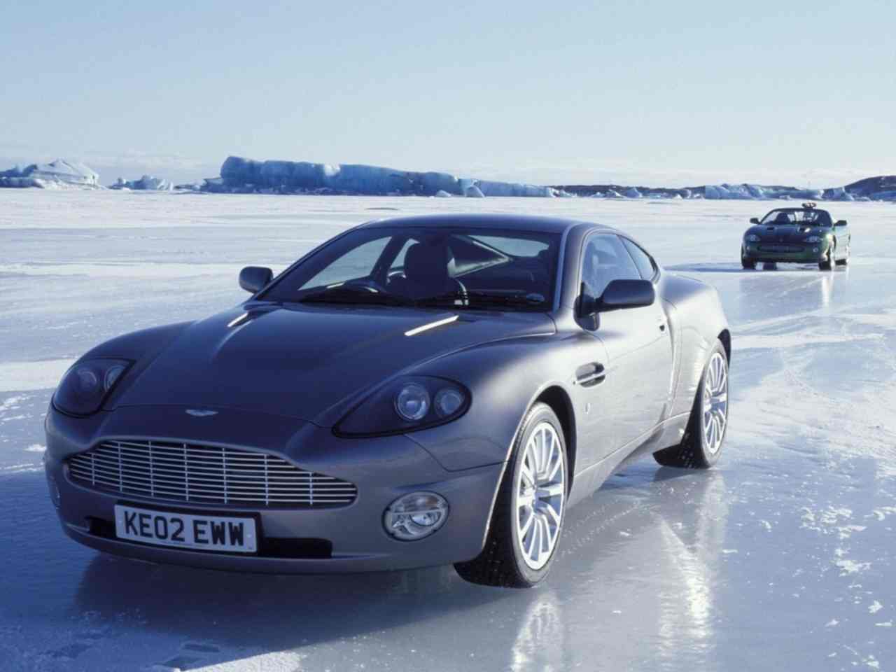 L'Aston Martin Vanquish vista in "007 - La morte può attendere"