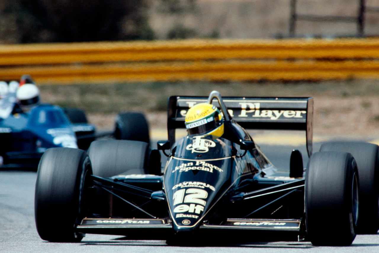 F1 GP Portogallo 1985, la prima vittoria di Ayrton Senna - Video