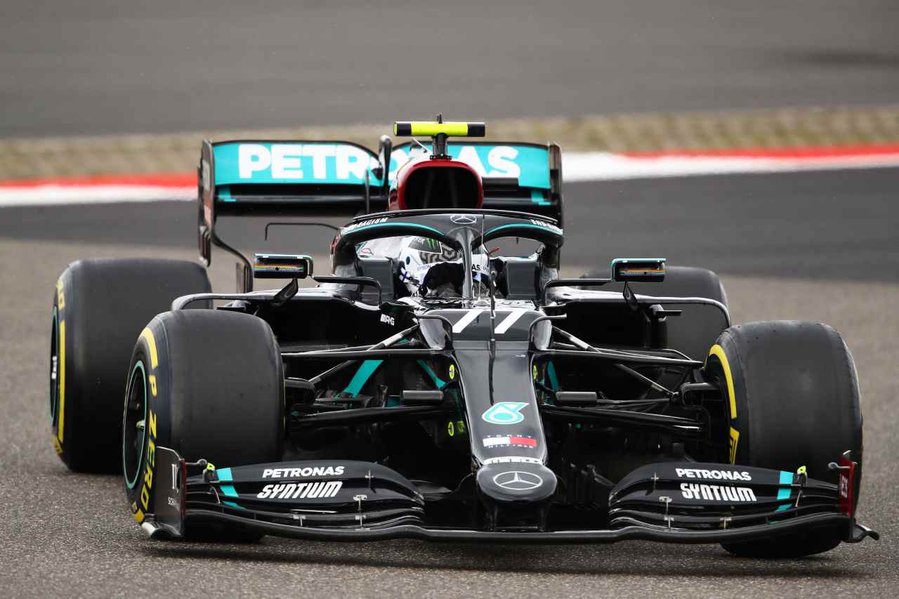 Bottas, cambi alla power unit: le conseguenze al GP Portimao