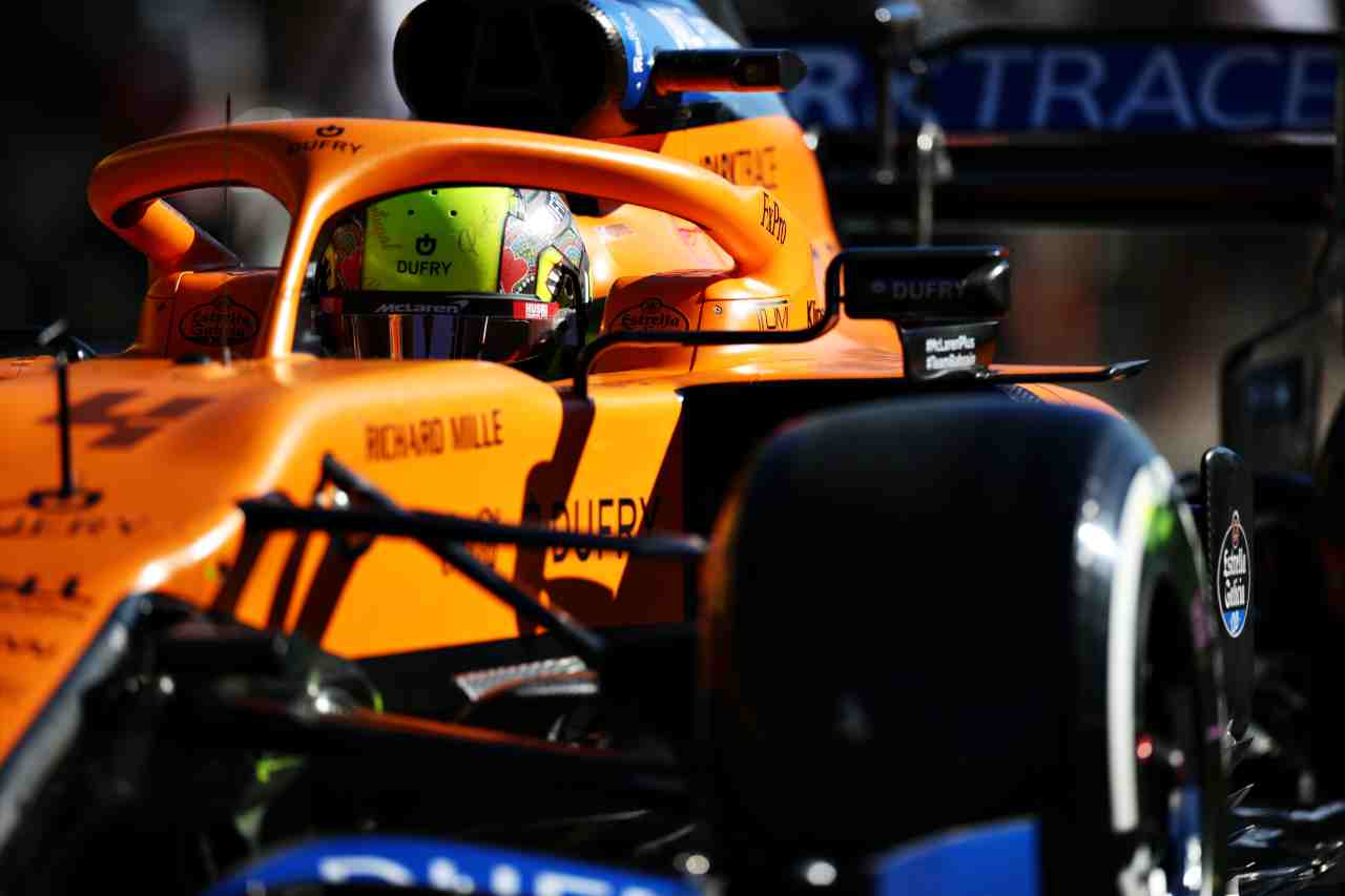 Lando Norris dalle critiche a Hamilton alle accuse di razzismo: polemica social