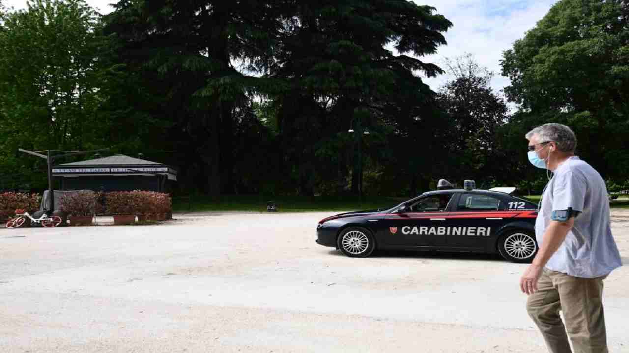 Carabinieri Reggio Emilia auto distrutte