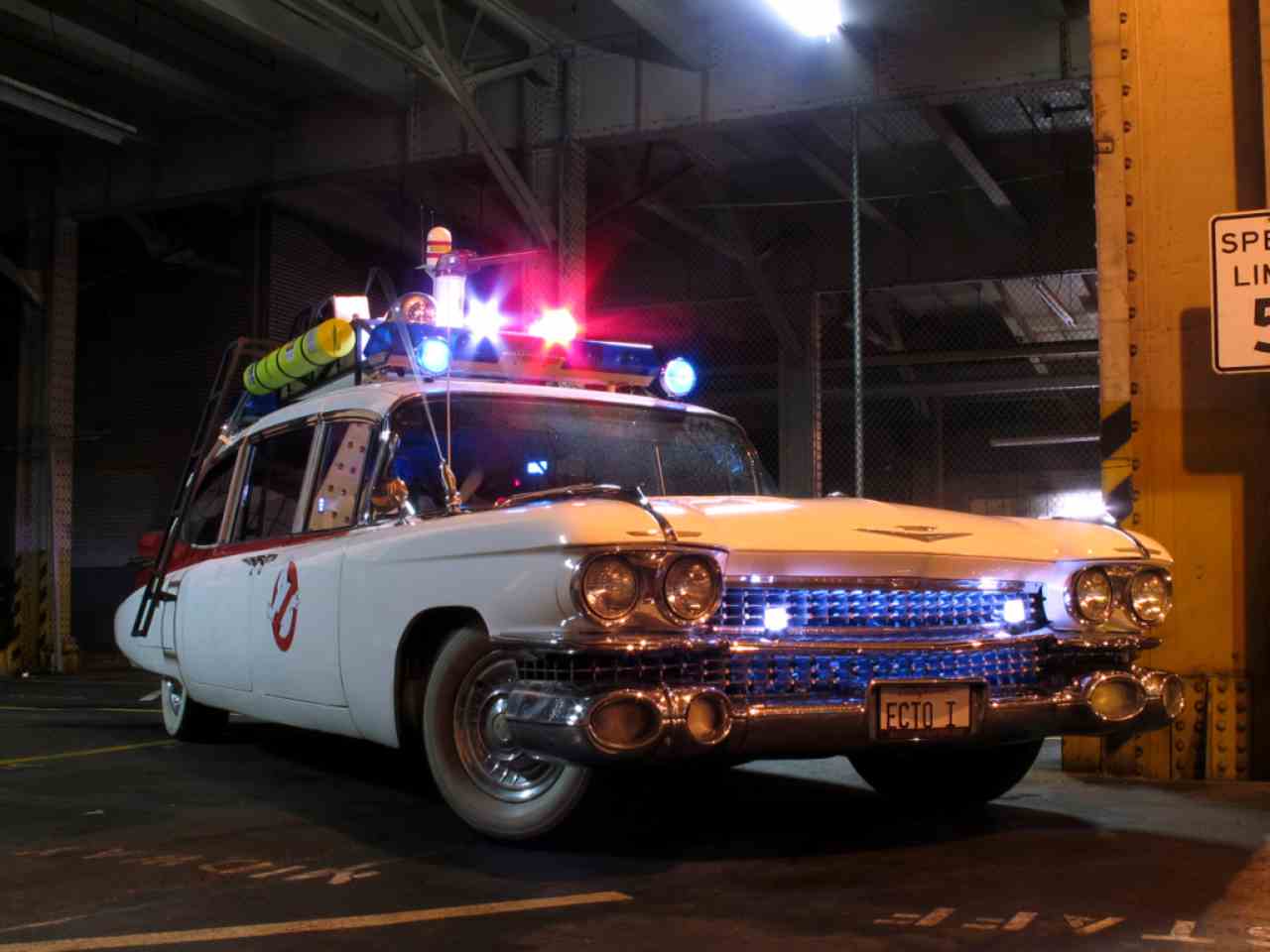 Ghostbusters, la versione della Ecto-1 in Lego (foto Wheelsage)