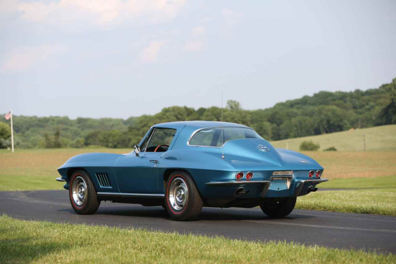 Joe Biden e la Chevrolet Corvette del '67: il grande amore del Presidente USA