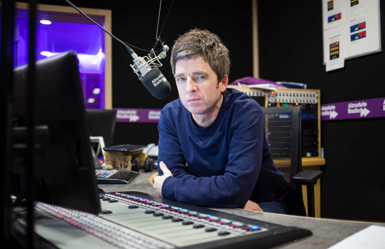 Noel Gallagher, la Jaguar Mark II tenuta in garage