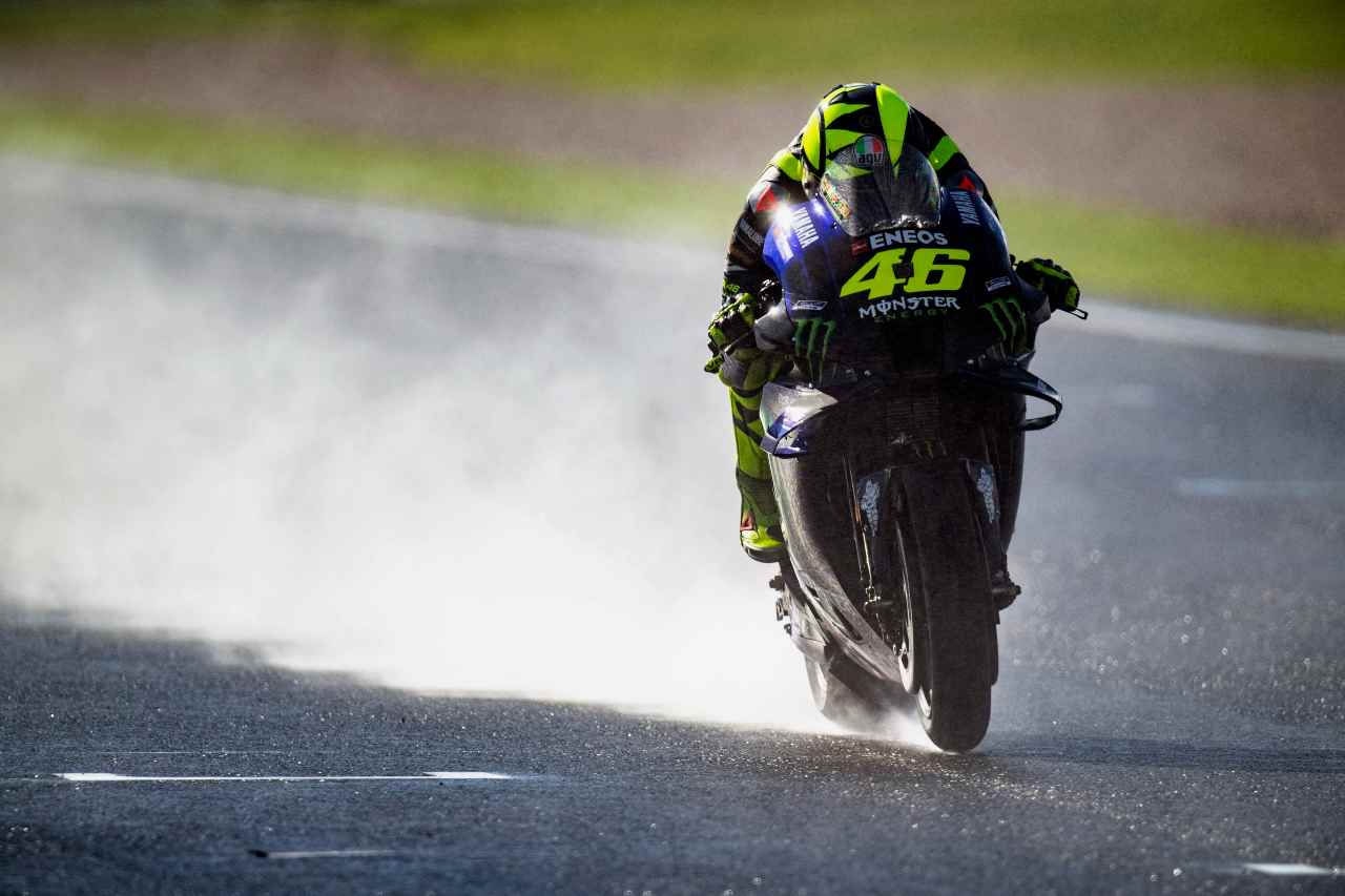 Valentino Rossi: "I motori sono il grande problema delle Yamaha"