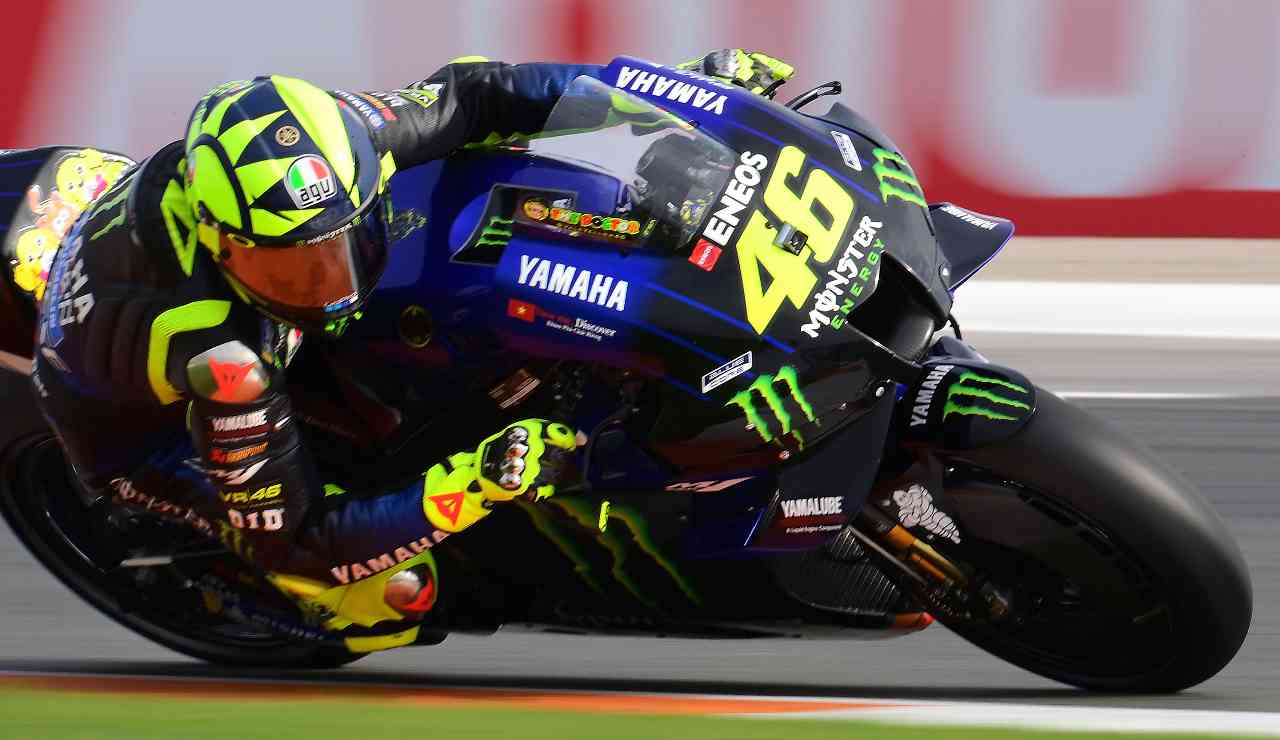 valentino rossi yamaha