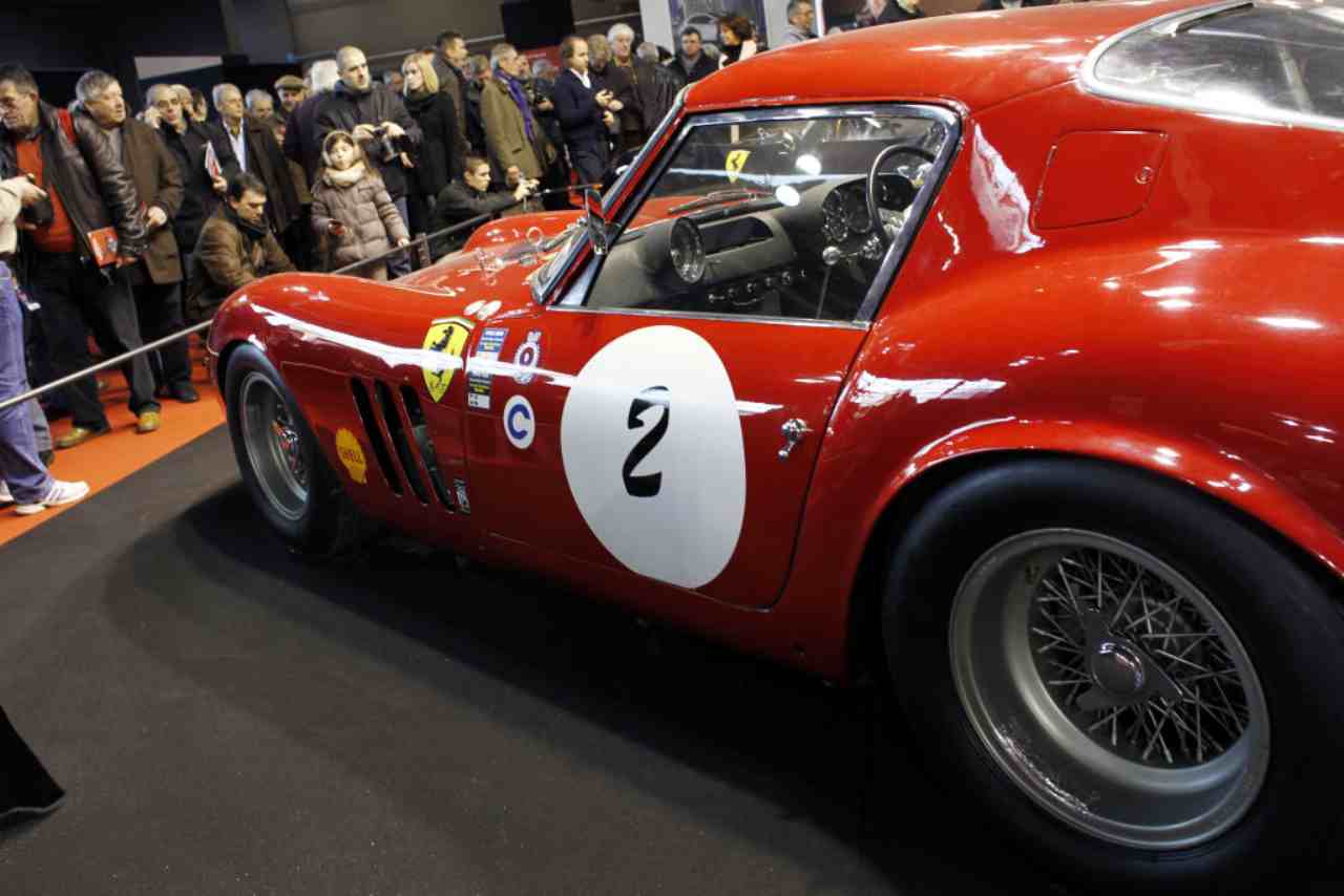 Ferrari 330