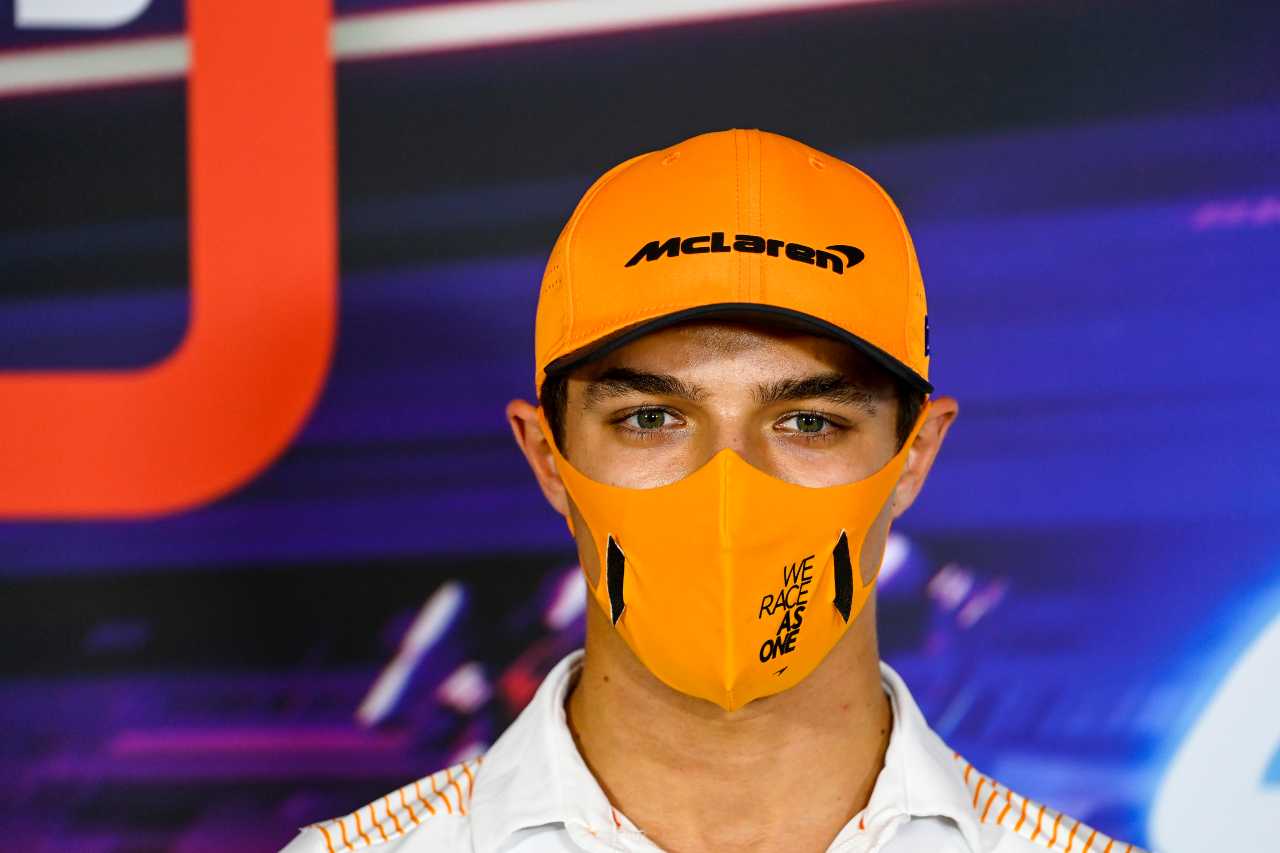 Lando Norris annuncia nuove regole sui caschi: fan impazziti su Twitter