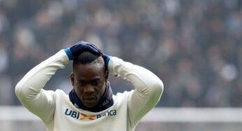 Balotelli, Auto danneggiata: l’attaccante è furioso, il messaggio su Instagram