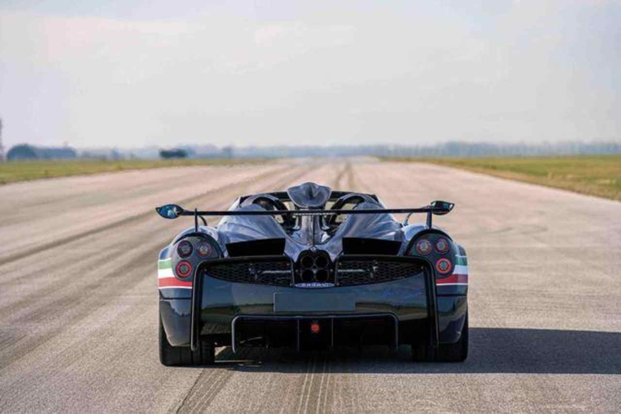 Pagani Huayra Tricolore