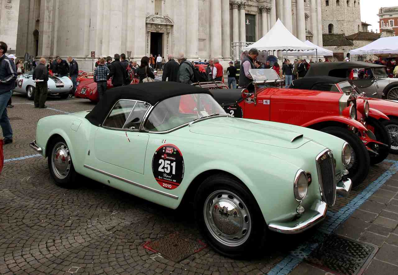 Paolo Conte, la Lancia Aurelia Spider e l'amore per le auto (foto Getty)