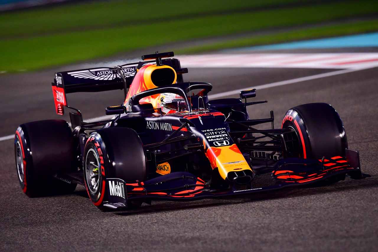 Red Bull, Verstappen: "Ho chiesto di confermare Albon"