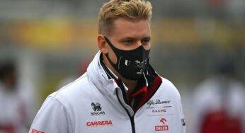 Mick Schumacher pronto per il debutto in F1: prova sedile con la Haas – Foto