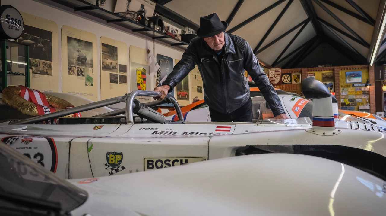 Porsche, il "garage" del collezionista da record in Austria (foto Porsche)