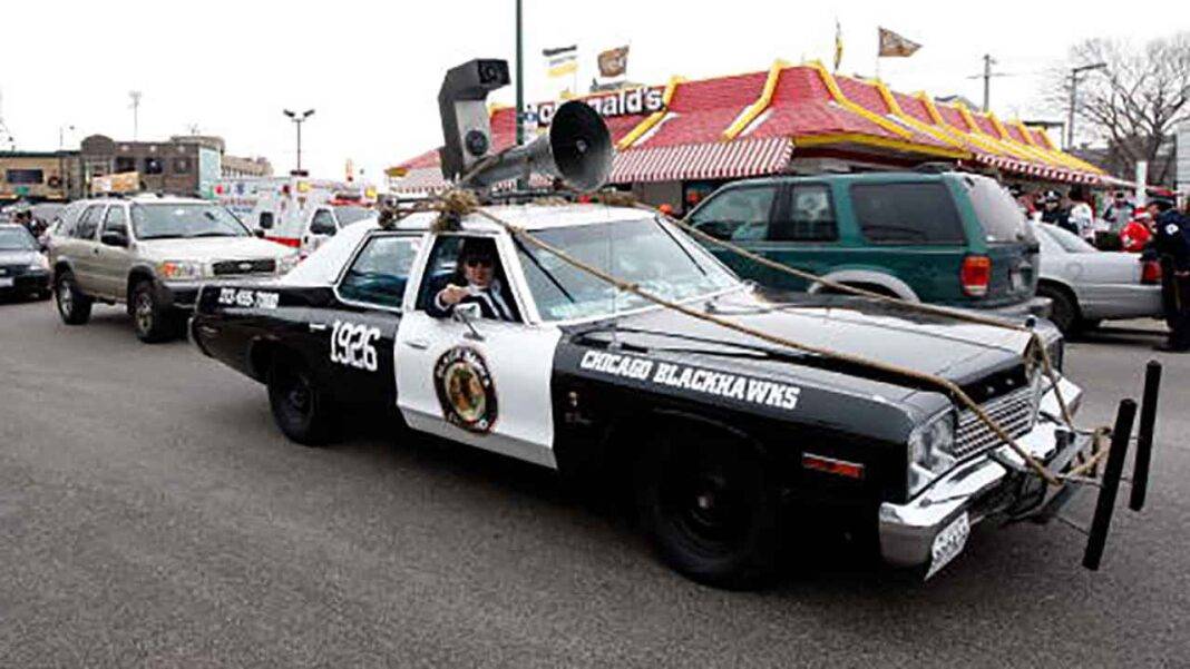 Blues Brothers, l'Auto protagonista del film un mito nel mito Blues Brothers, l'Auto protagonista del film un mito nel mito