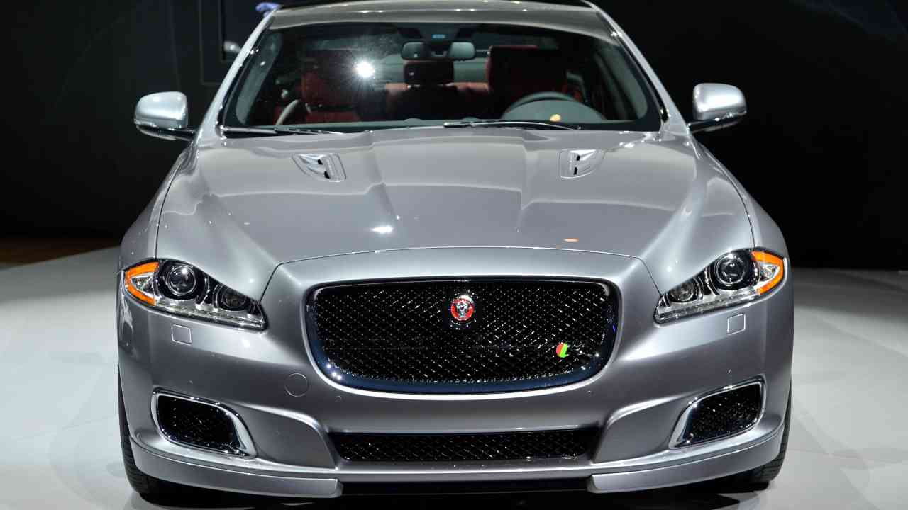 Jaguar XJ