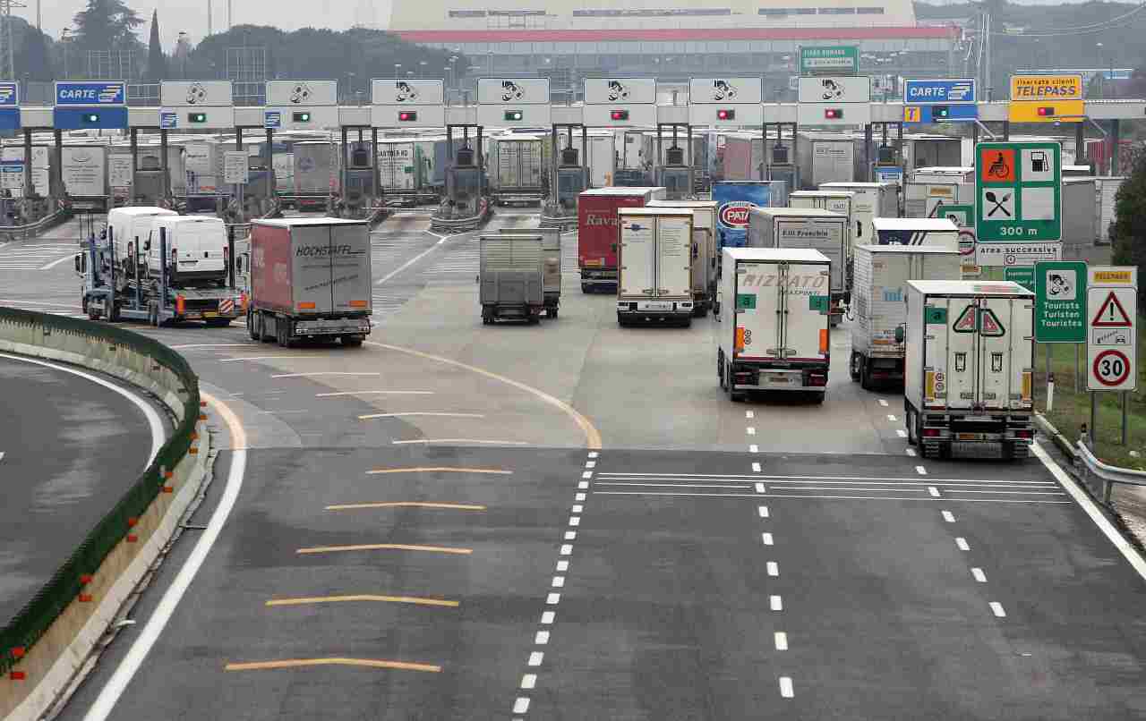 Autostrade, le possibili conseguenze per l'Italia (foto Getty)