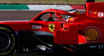 Carlos Sainz, il casco per il debutto in Ferrari a Fiorano – Foto