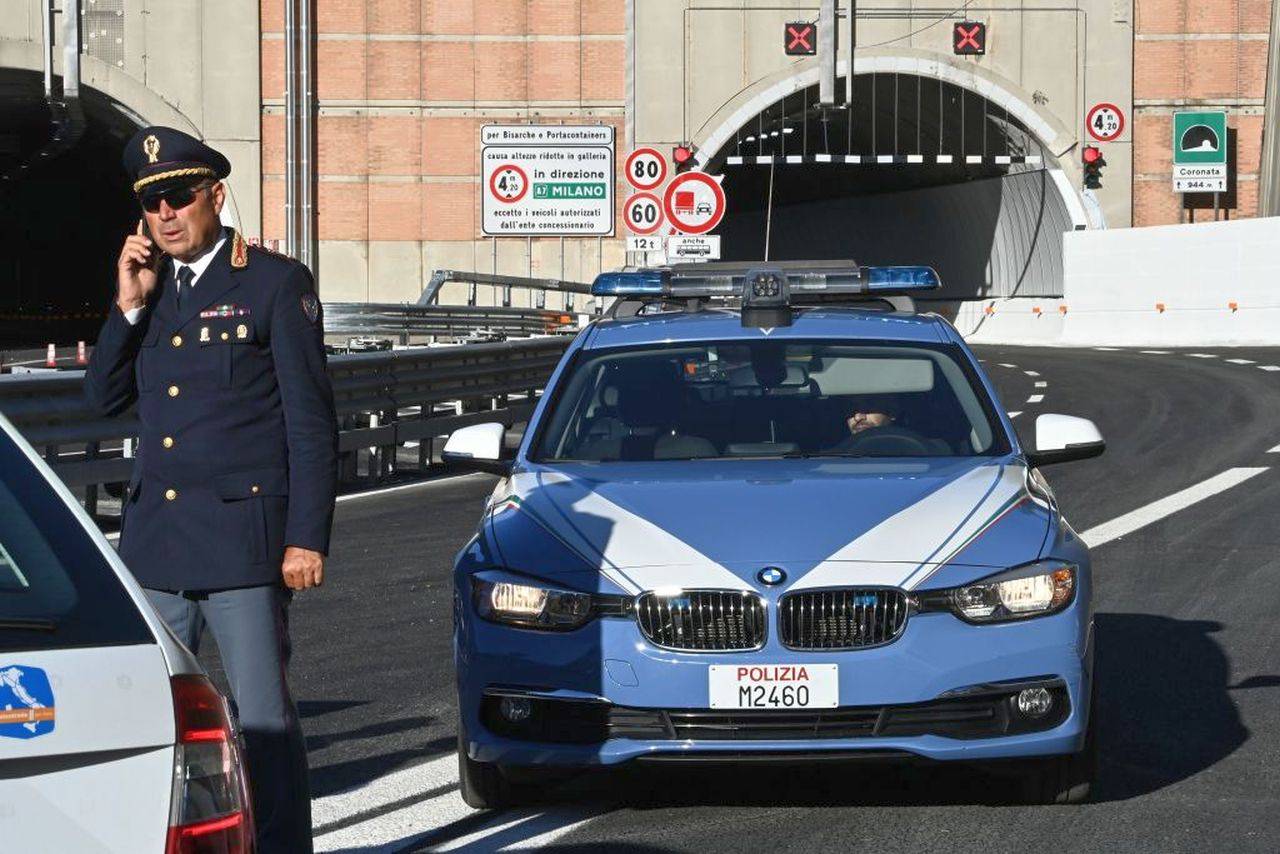 Guidava auto con motore rubato ad un'altra macchina: denunciato 27enne