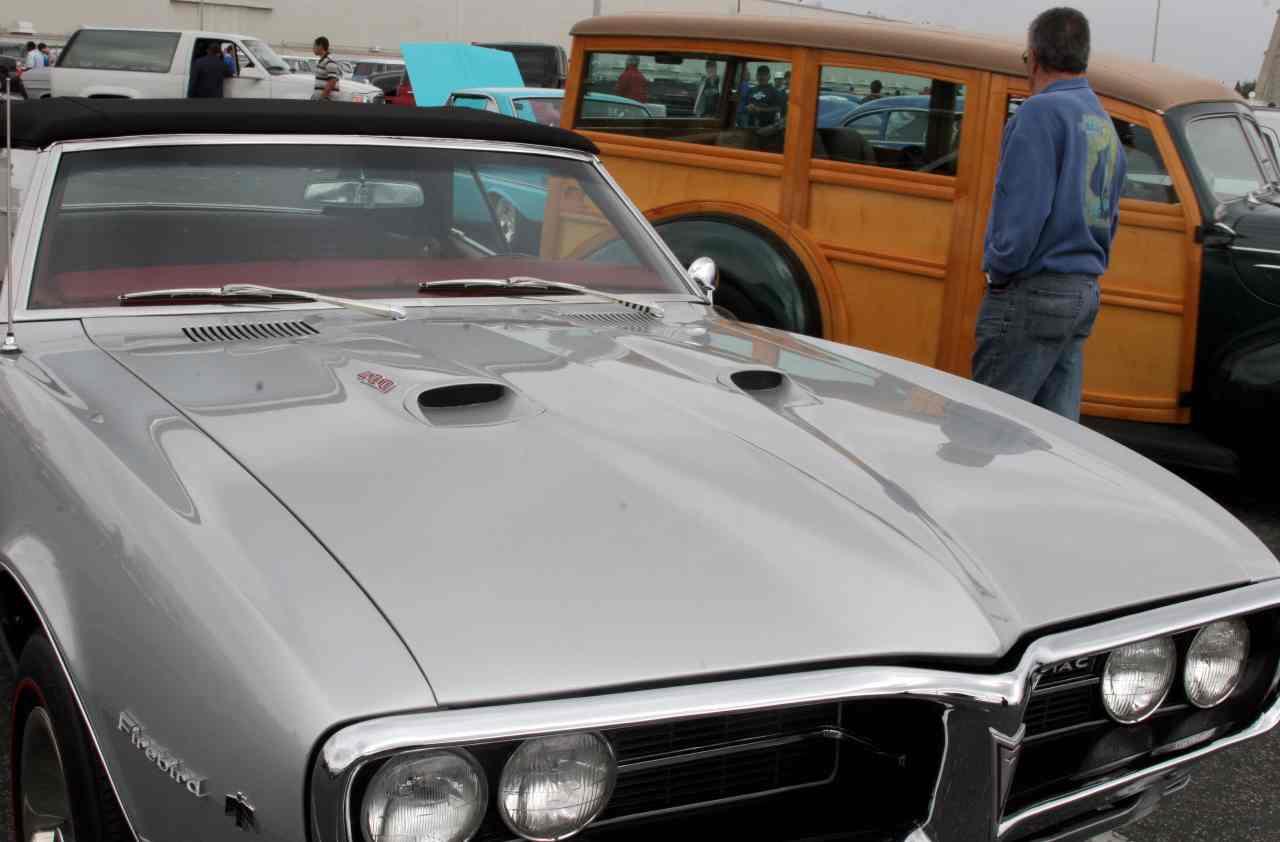 Pontiac Firebird, l'auto di Johnny Lawrence in Cobra Kai, poi sostituita dalla Dodge (foto Getty)