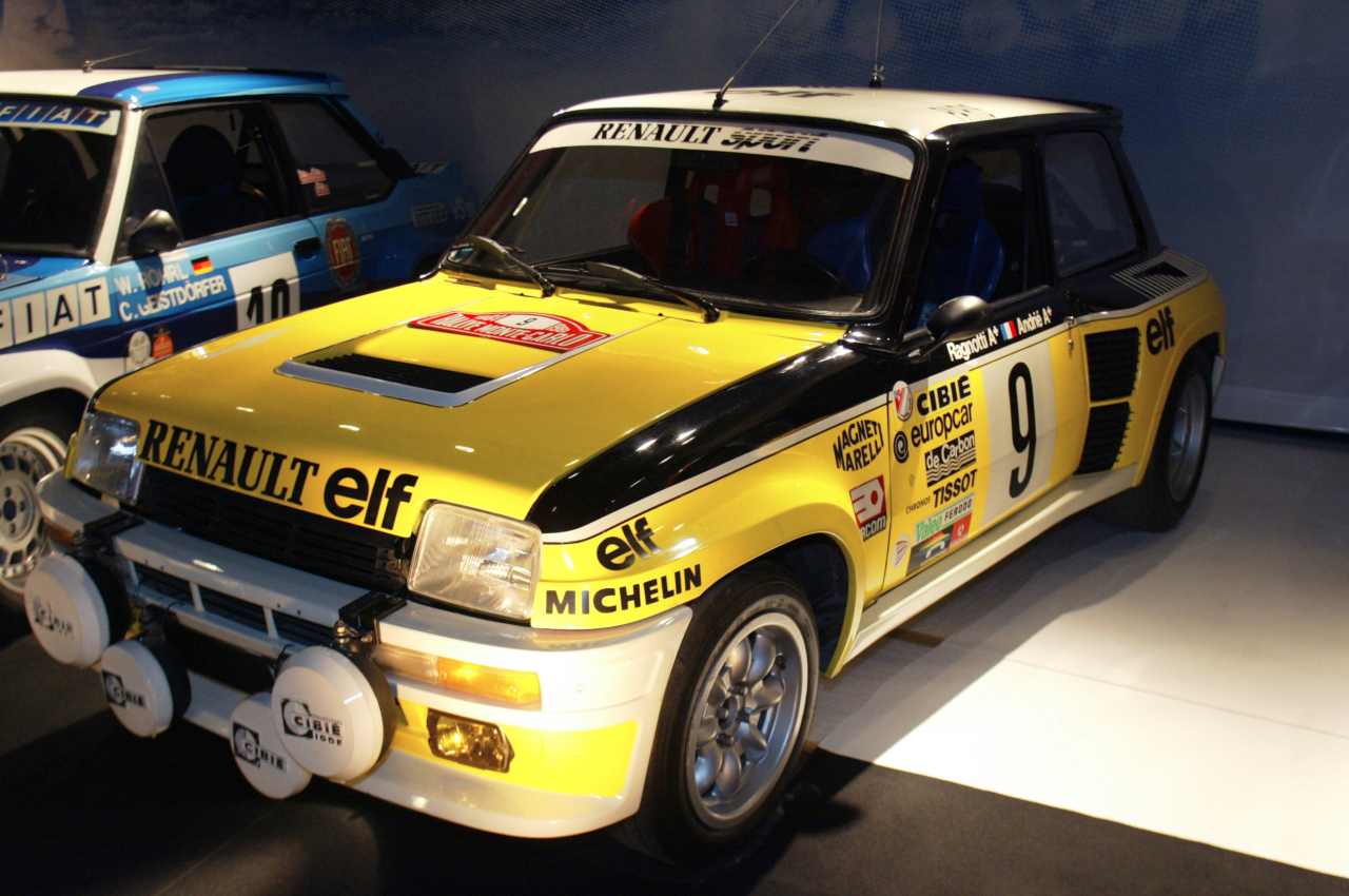 Renault 5, la city car con un'anima sportiva