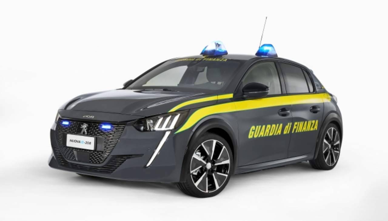 Peugeot e-208