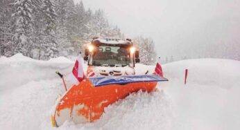 Unimog U427, il super spazzaneve multifunzione: motore e dotazioni