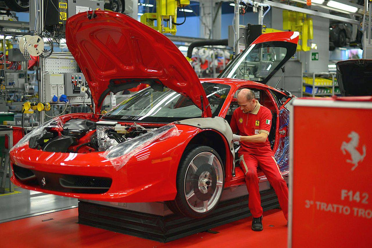 Ferrari, premio di produttività ai suoi dipendenti: 7.500 euro lordi per il 2020