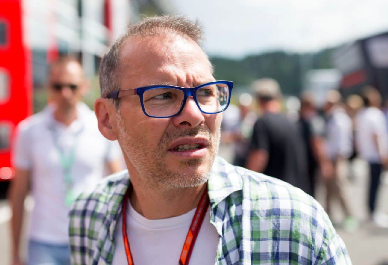 Villeneuve boccia le qualifiche Sprint Race: "La Formula 1 non è un gioco"