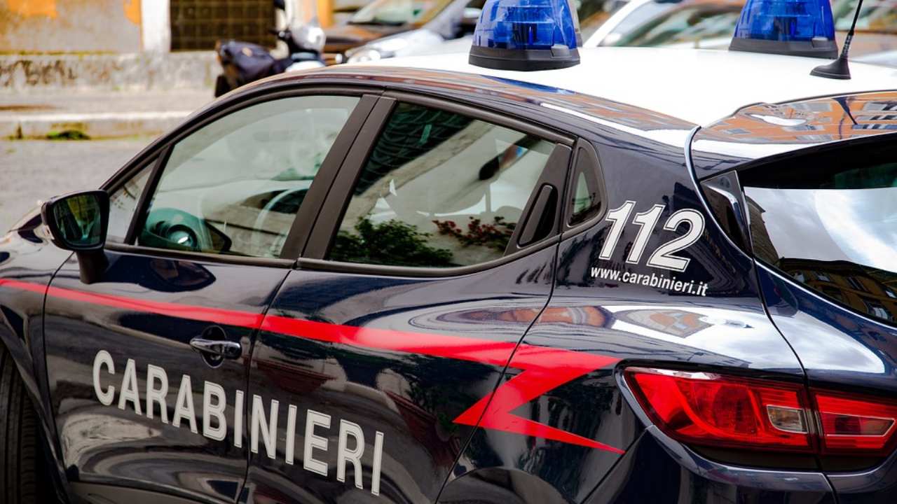 Auto Carabinieri 