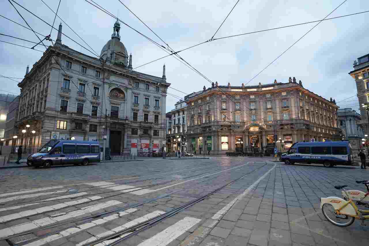 Polizia Milano Nuovi Colori Regioni