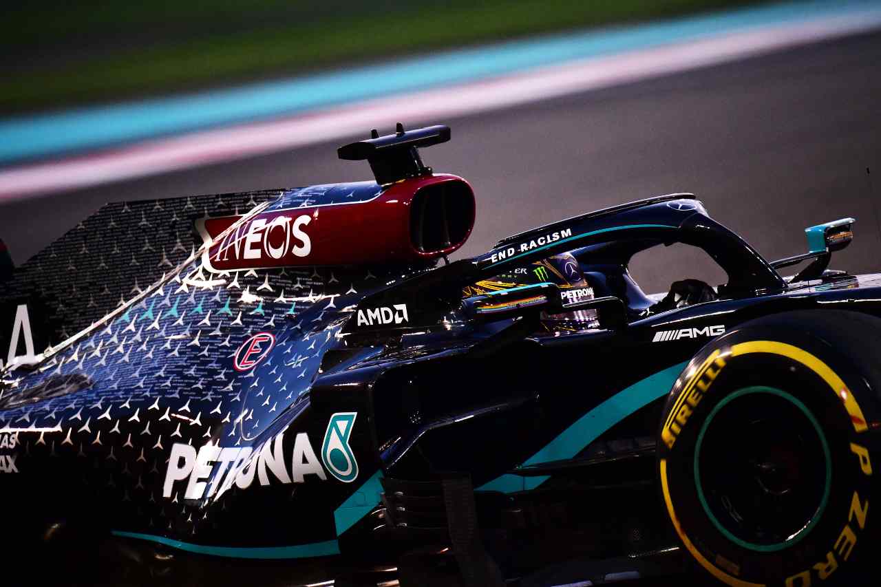 Mercedes W12, la monoposto per il 2021 in F1: la scheda tecnica