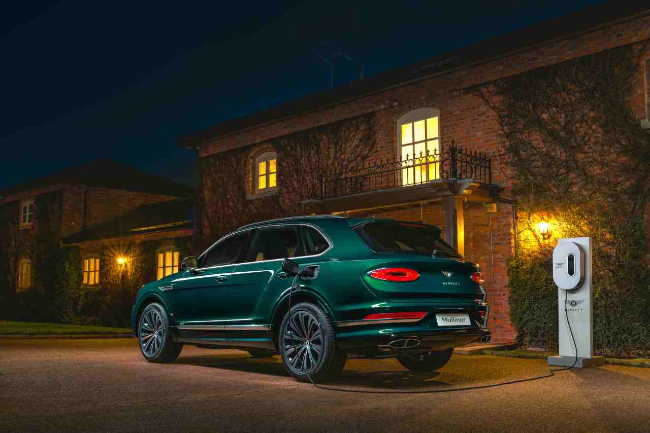 Bentley Bentayga Hybrid 