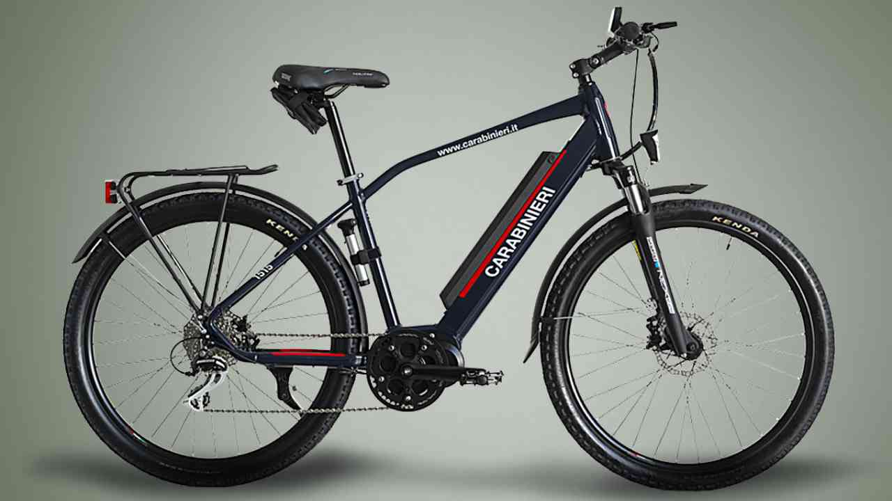 Train Ultra e-bike Carabinieri