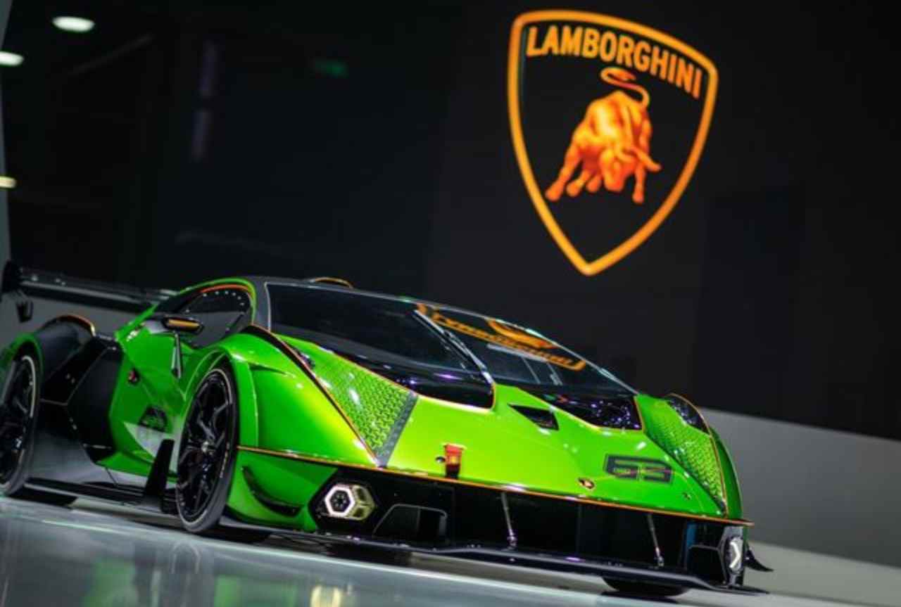 Lamborghini Essenza SCV12