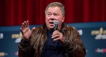 William Shatner, 90 anni da easy rider: “In moto sono ancora Kirk”