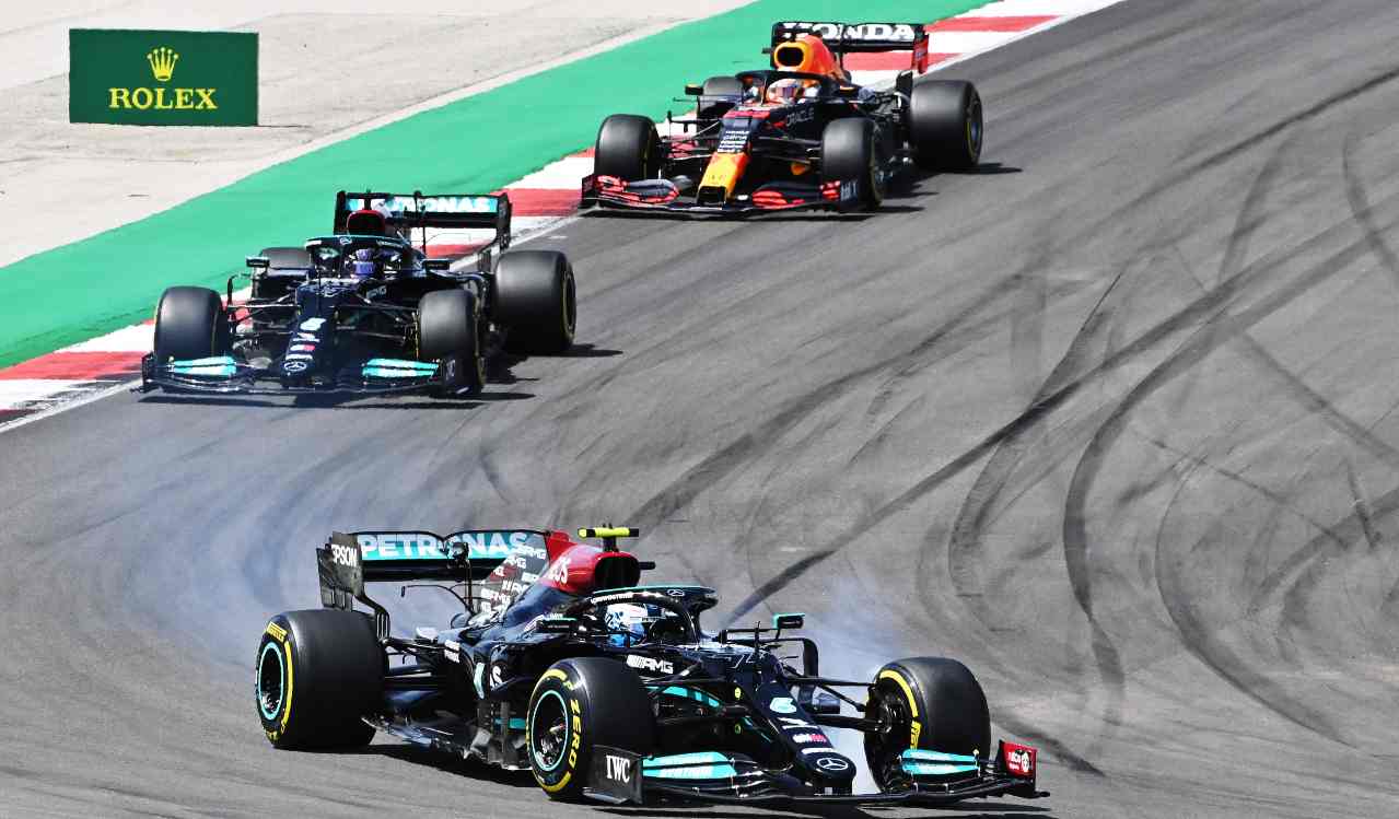Hamilton Bottas e Verstappen