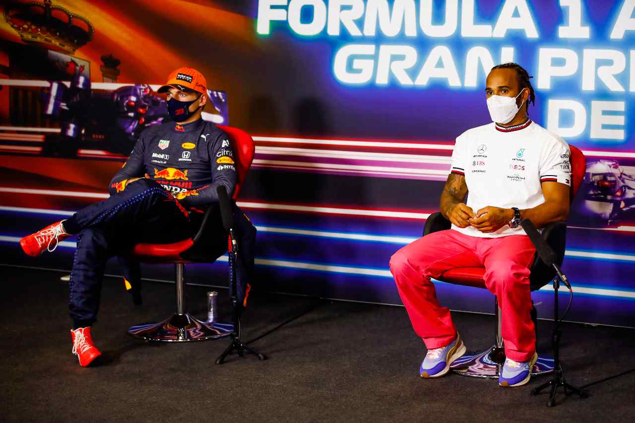 Hamilton e Verstappen