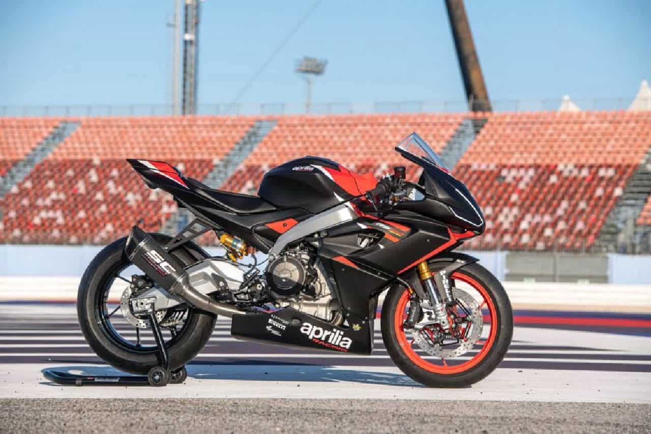 Aprilia RS 660 versione Trofeo, bolide da 153 cavalli solo per la pista. Foto