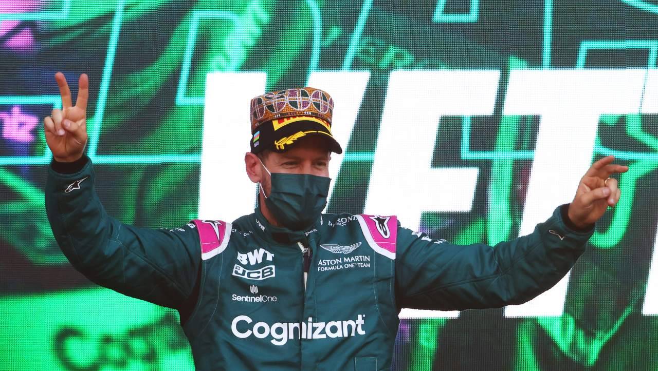 GP Baku, Vettel gara da campione: l'ultima volta sul podio per il tedesco